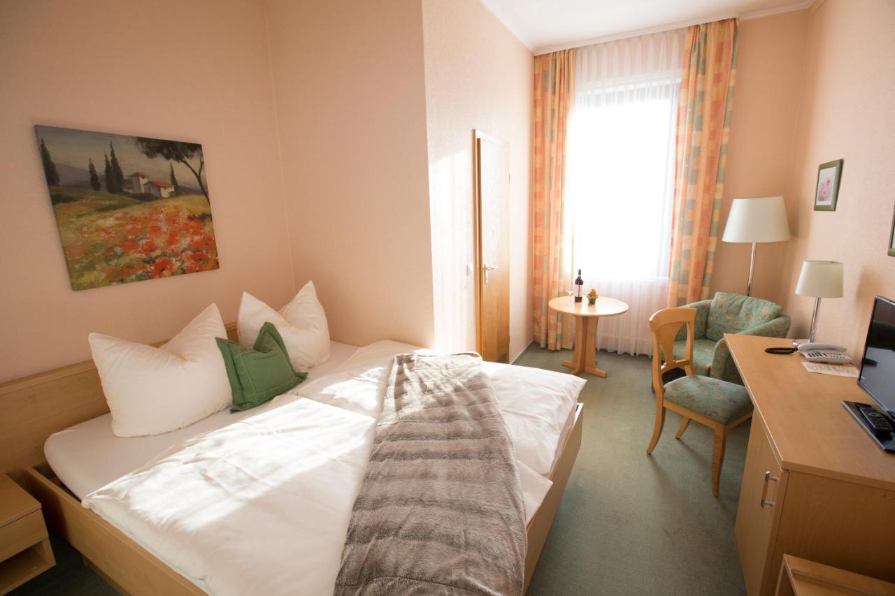 Hotel-Restaurant Wilhelmsbad Seesen Extérieur photo