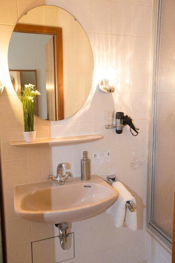 Hotel-Restaurant Wilhelmsbad Seesen Extérieur photo