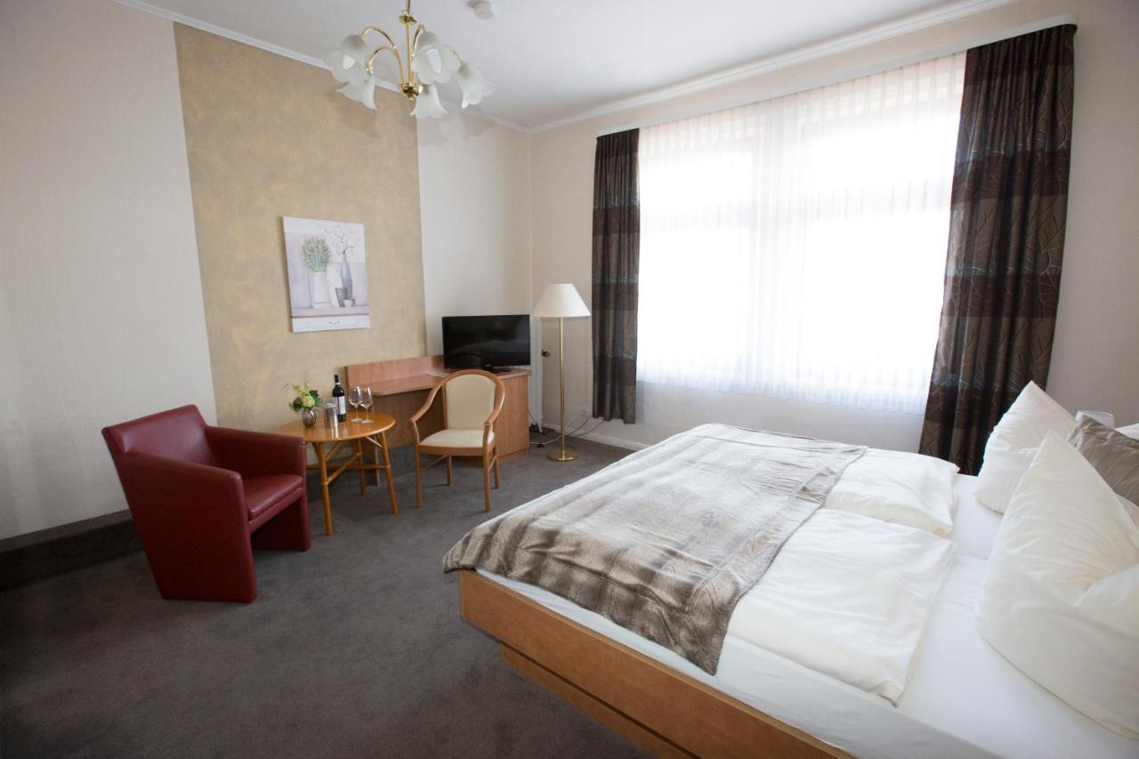 Hotel-Restaurant Wilhelmsbad Seesen Extérieur photo