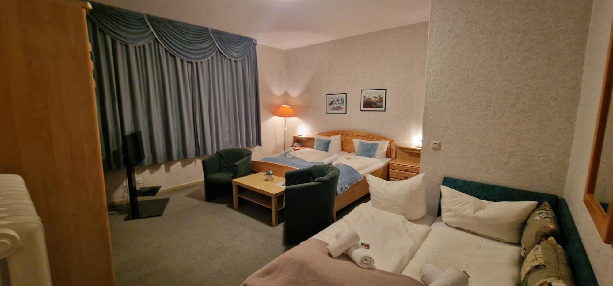 Hotel-Restaurant Wilhelmsbad Seesen Extérieur photo
