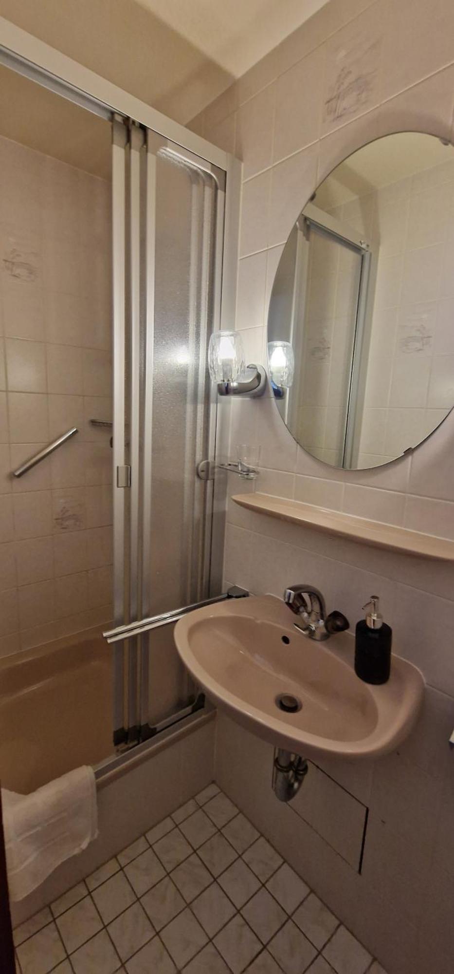 Hotel-Restaurant Wilhelmsbad Seesen Chambre photo